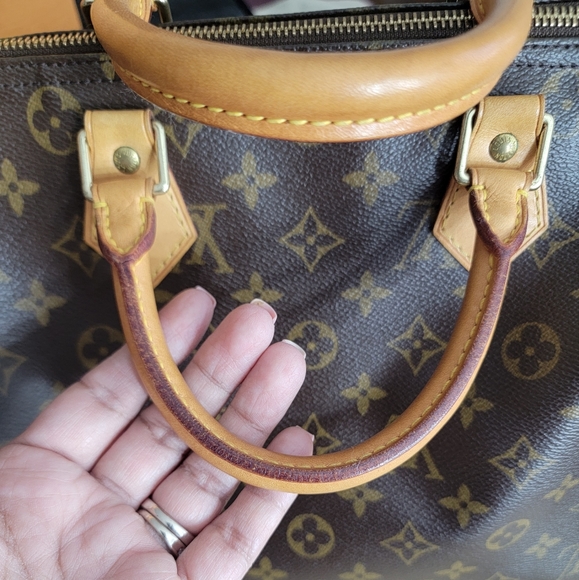 COPY - Authentic Louis Vuitton Monogram Speedy 30 - Picture 12 of 17